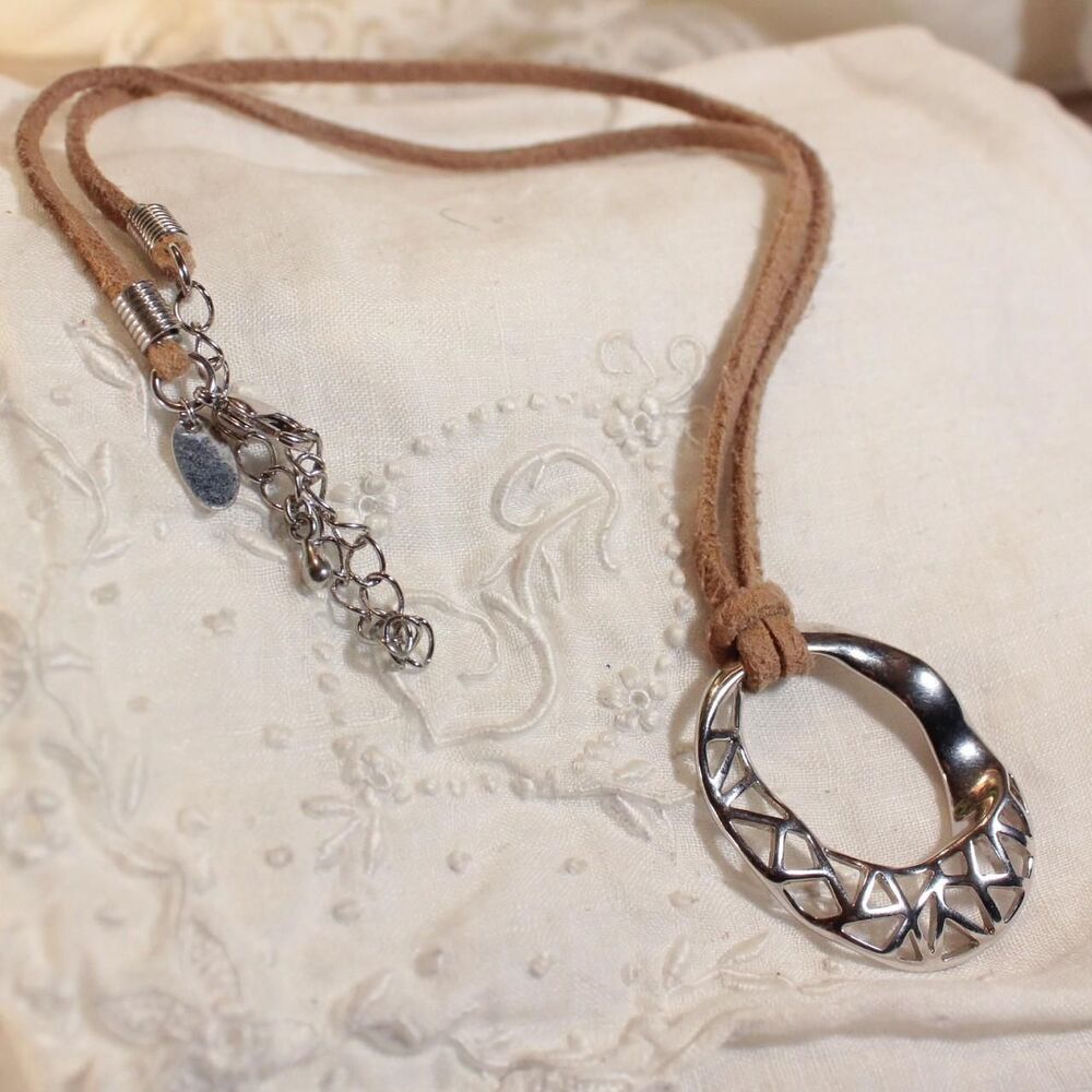 Boho Lia Sophia Ridge Silver Tone Open Geometric Cutout Pendant Necklace Cord